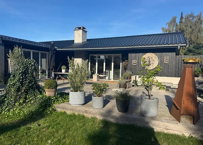 Laekkert Ved Marielyst Semesterbostad Bøtø By